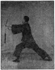 《昆吾劍譜》 李凌霄 (1935) - posture 52